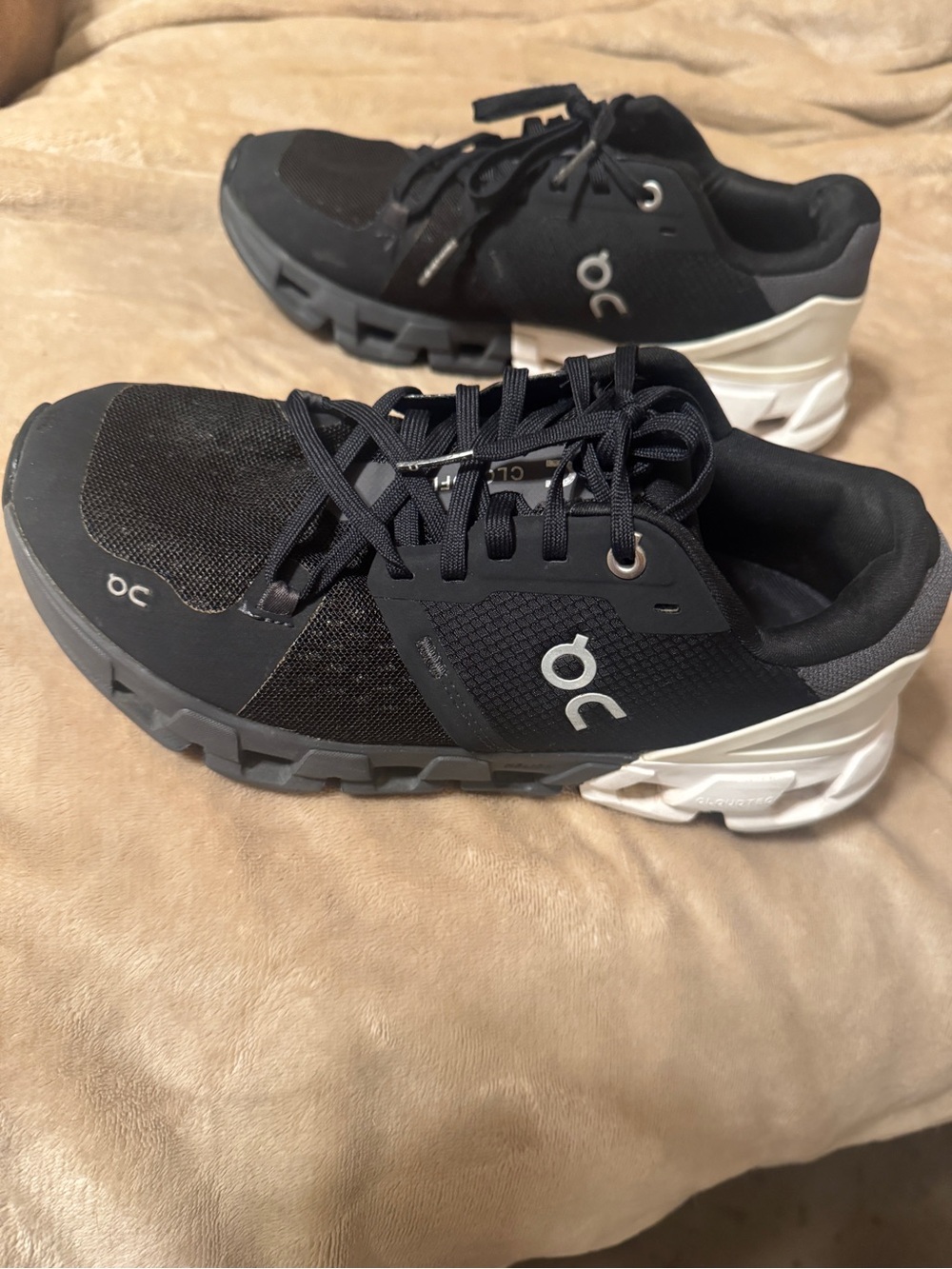 OnCloud Black and White Athletic Sneakers